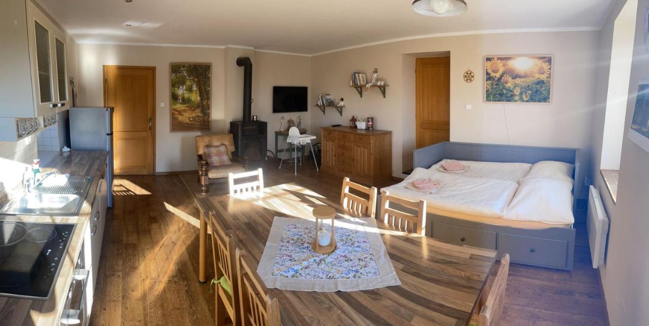 Kozakov Apartmany - Druhe Patro Tatobity エクステリア 写真