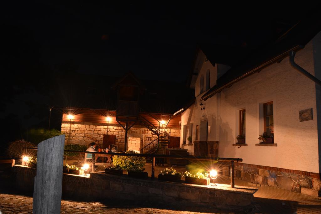 Kozakov Apartmany - Druhe Patro Tatobity エクステリア 写真